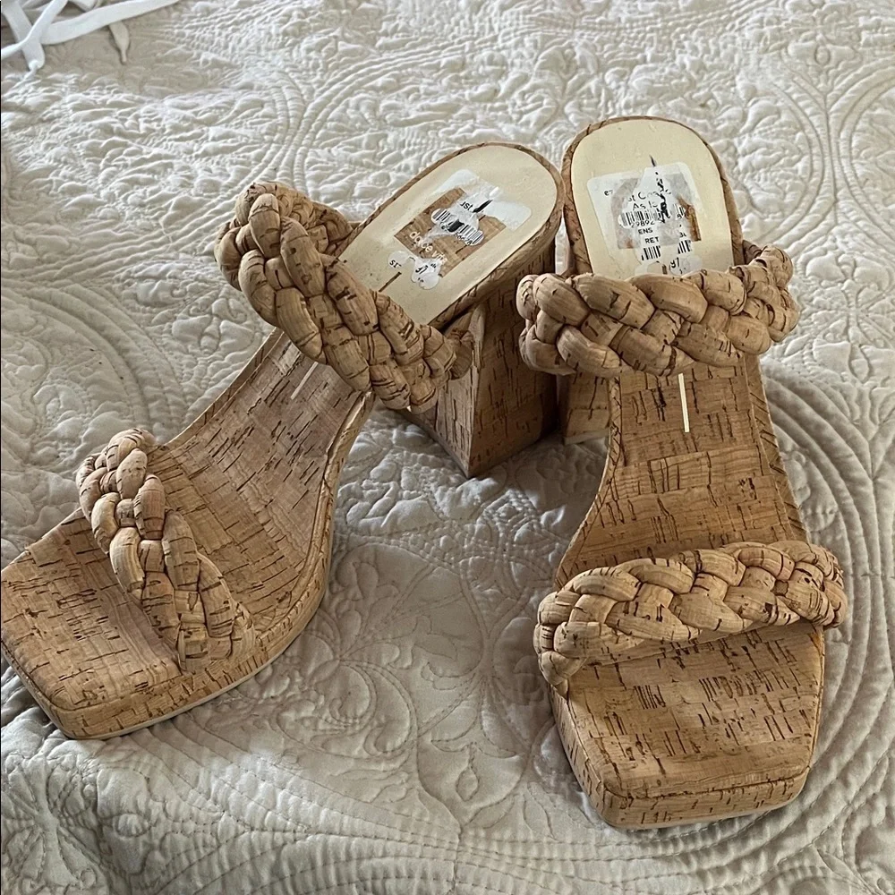 DOLCE VITA Platform Sandals - Tan